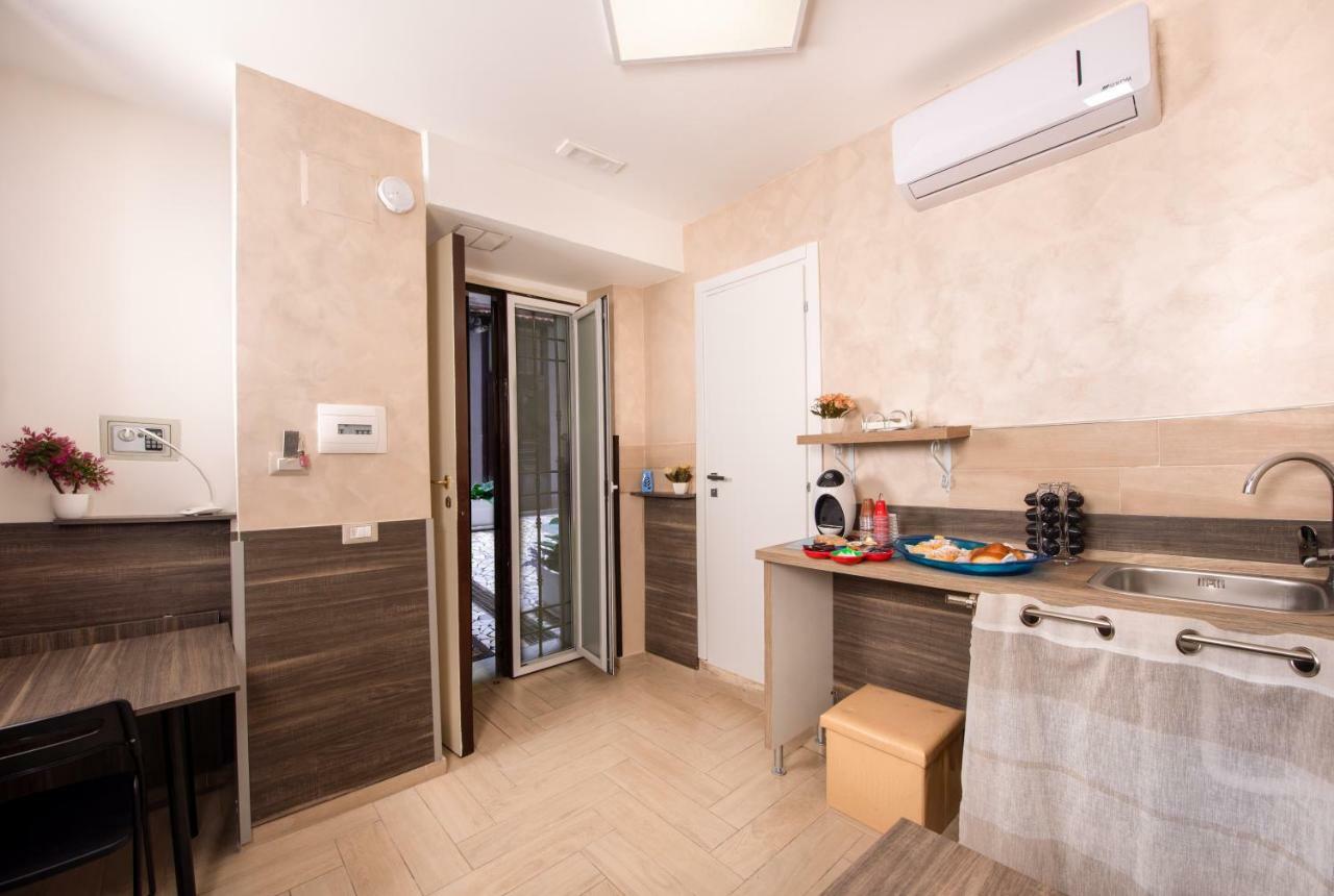 Chiaia Relax Bed & Breakfast Naples Exterior photo
