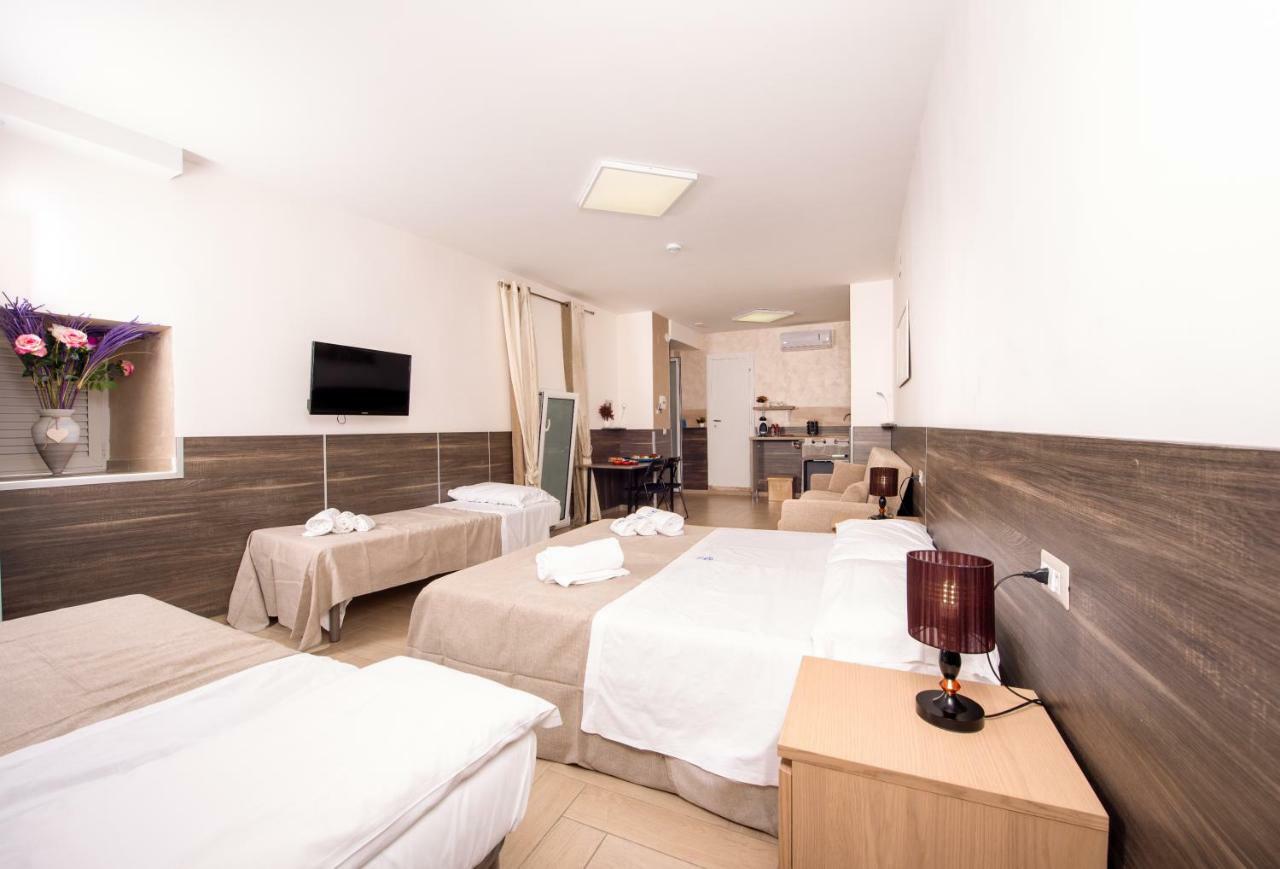 Chiaia Relax Bed & Breakfast Naples Exterior photo